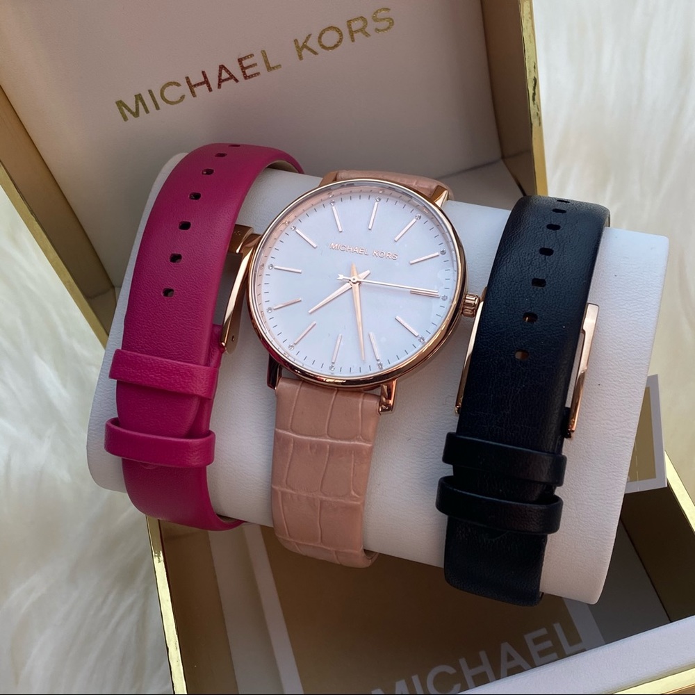 ❌❌❌❌SOLD❌❌❌❌❌Michael Kors Pyper Rose Gold Watch
